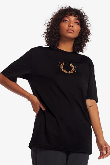 Black Fred Perry Laurel Wreath Women's T Shirts | PH 2038UZGT